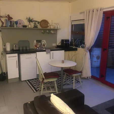 Bob's Apartment *