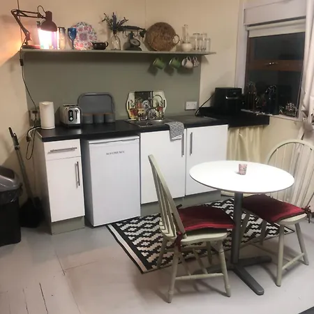 Bob's Apartment